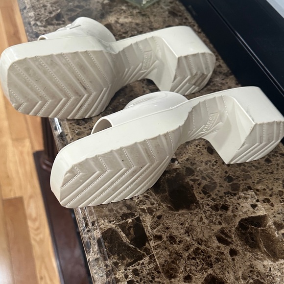 Gucci Women's Ivory Mules - Picture 6 of 8